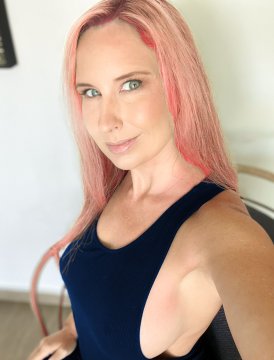 DreamyPetra from Uusimaa,Finland